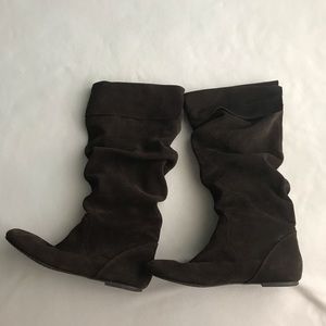 Gianna Bini Suede Boots